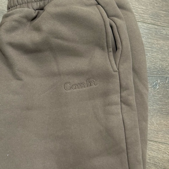 Comfrt Brown Sweatpants - Picture 3 of 5